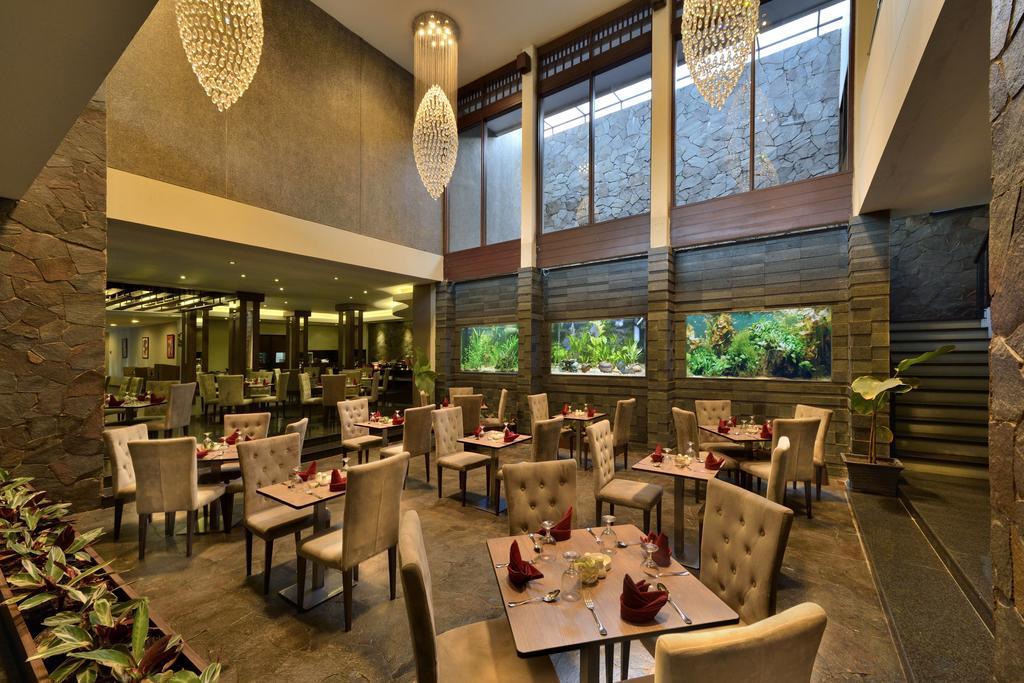 Serela Merdeka By Kagum Hotels Bandung Exterior foto