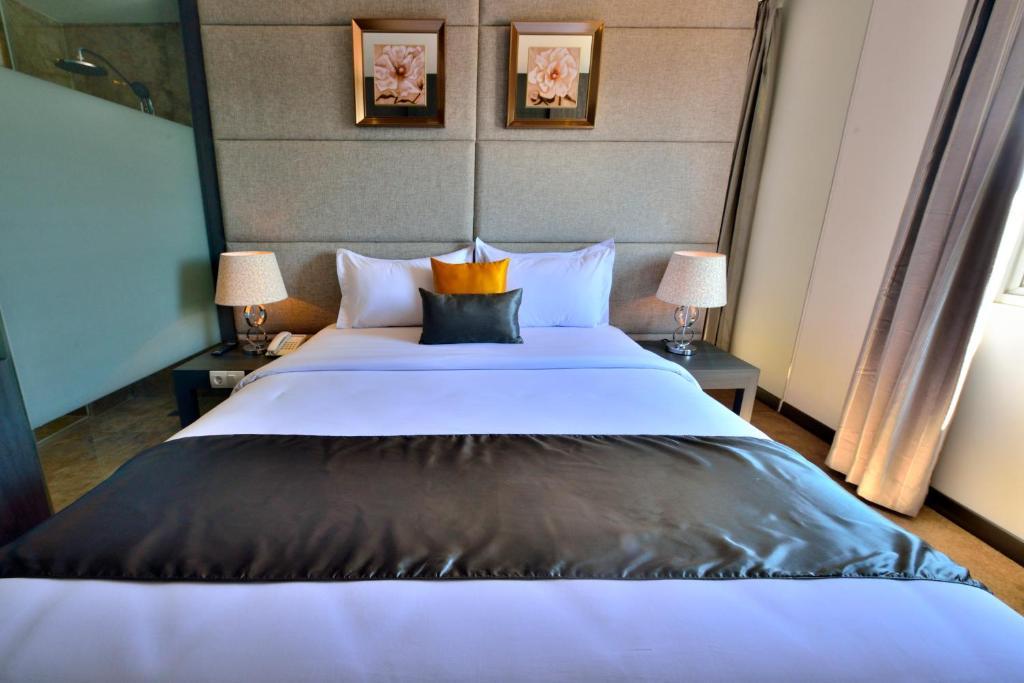 Serela Merdeka By Kagum Hotels Bandung Exterior foto